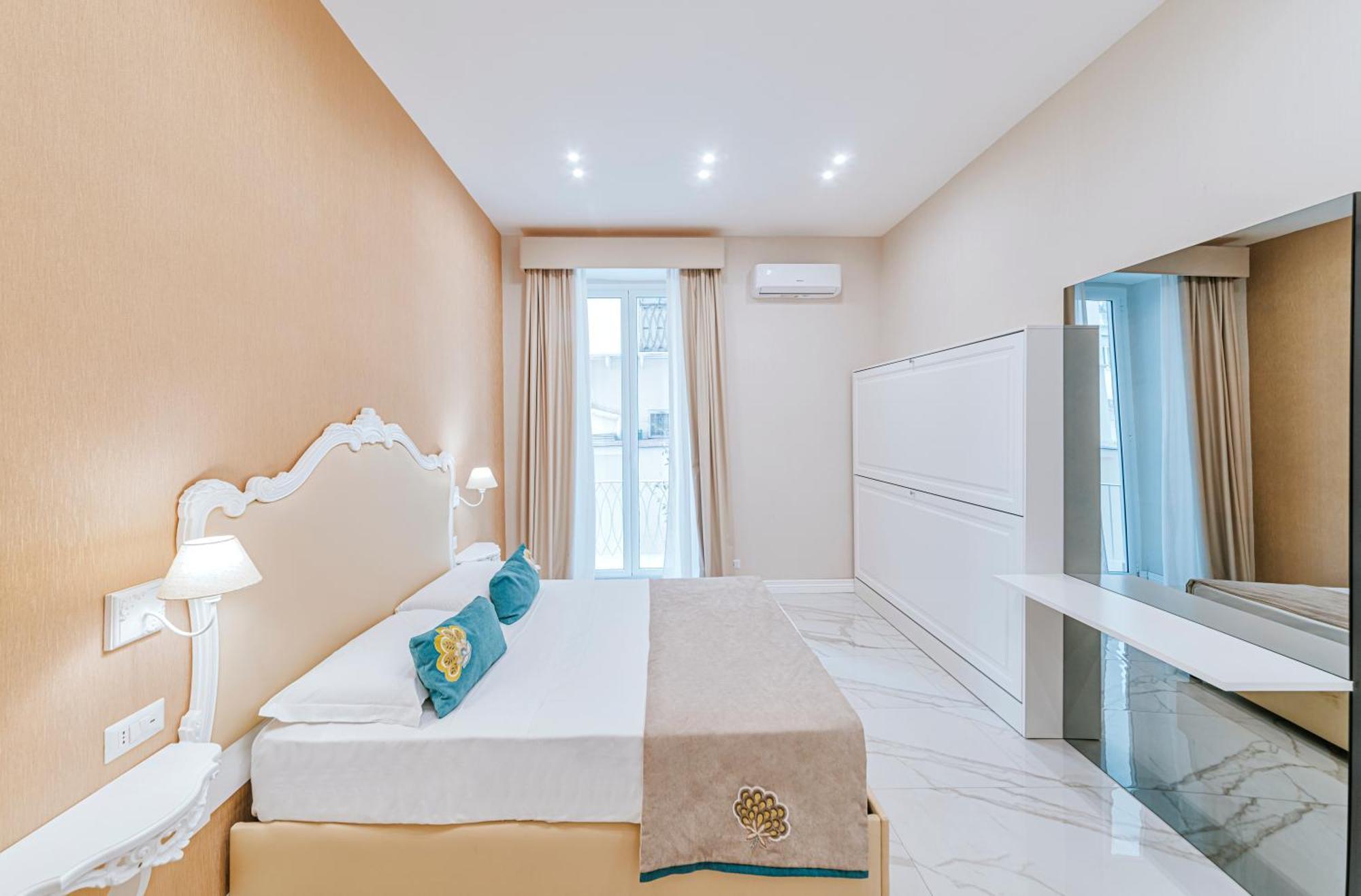 Gentile Suite & Spa Vomero Neapel Exterior foto