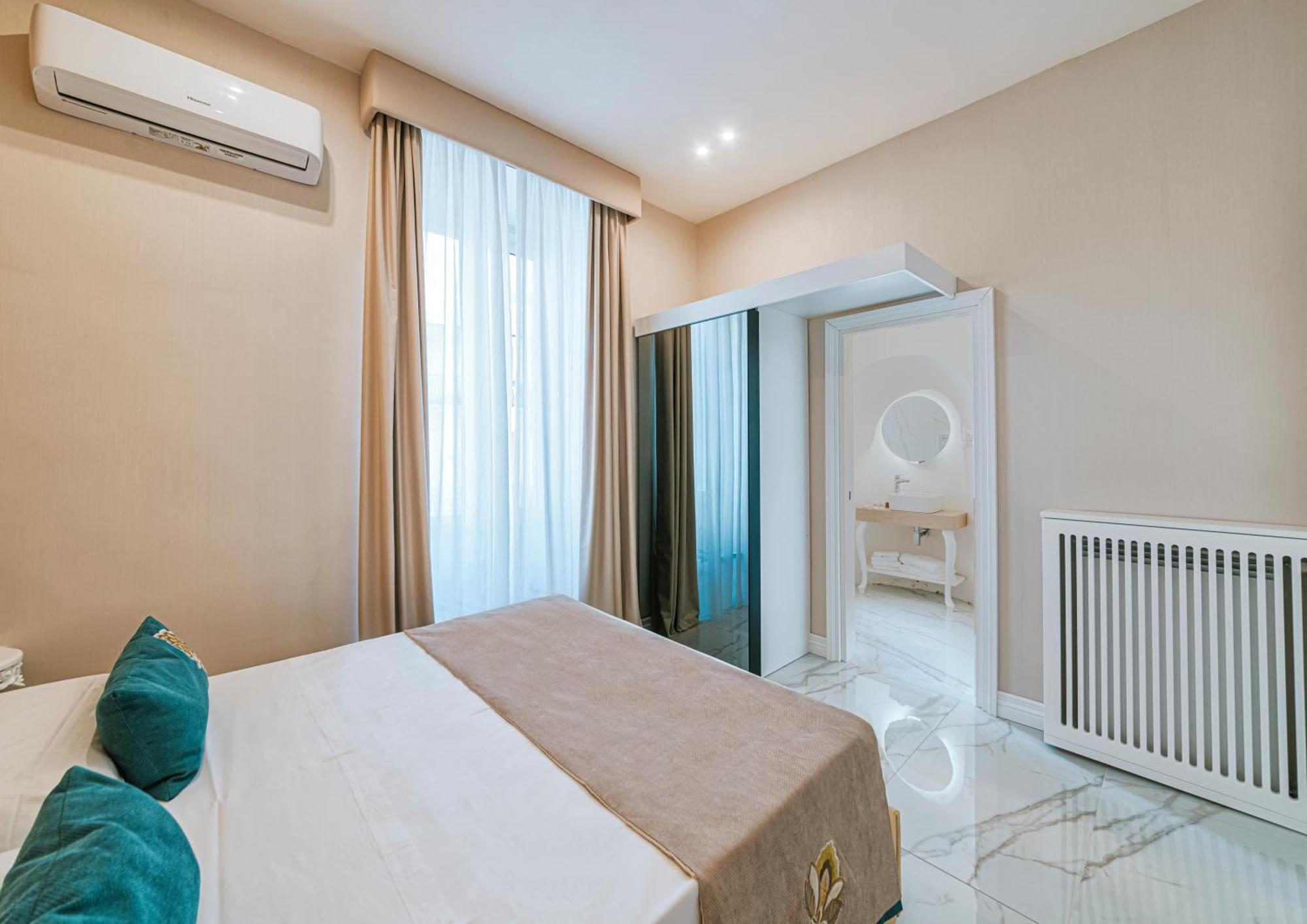 Gentile Suite & Spa Vomero Neapel Exterior foto